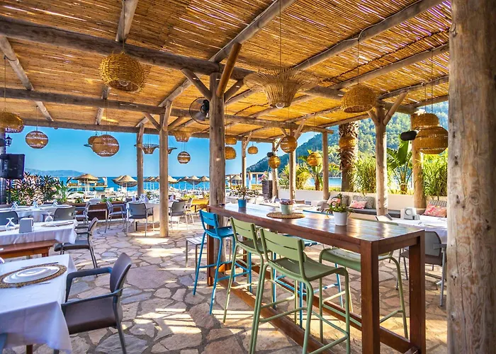 Rezort Hotel Ekincik 2*