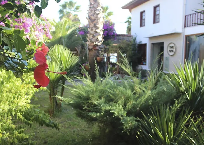 Rezort Hotel Ekincik 2*